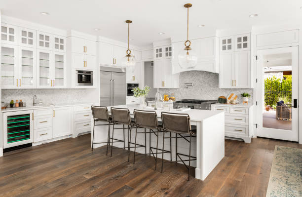 24/7 Emergency Kitchen Flooring experts in Warrington, FL